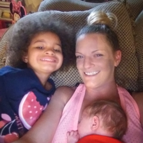 Meet your Posher, Karen - Picture 1 of 1